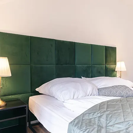 Convenient 2Br Apt. Near U6 Station Am Schoepfwerk Wien Exterior foto